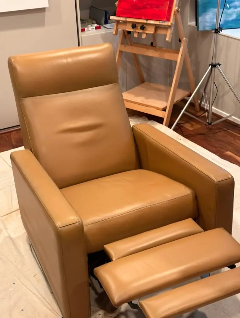 Restored recliner after cleaning and recoloring